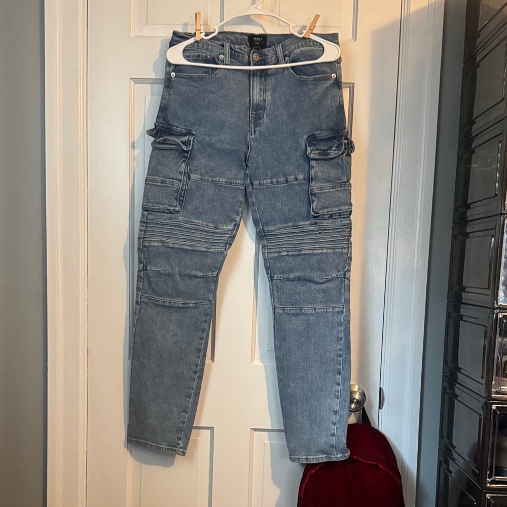 Rue21 Slim Cargo Jeans in Faded Blue